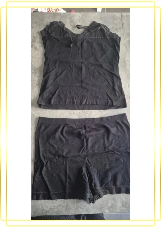 Pijama de dos piezas para mujer – photo 2